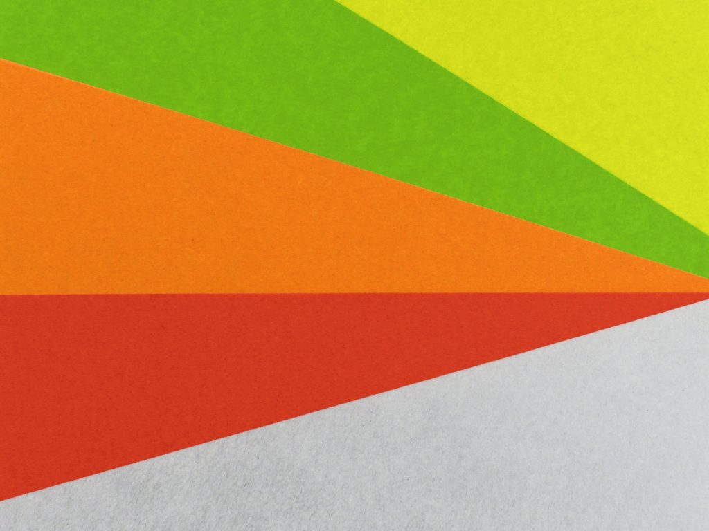 Use Striking Colours for Colourful Interiors