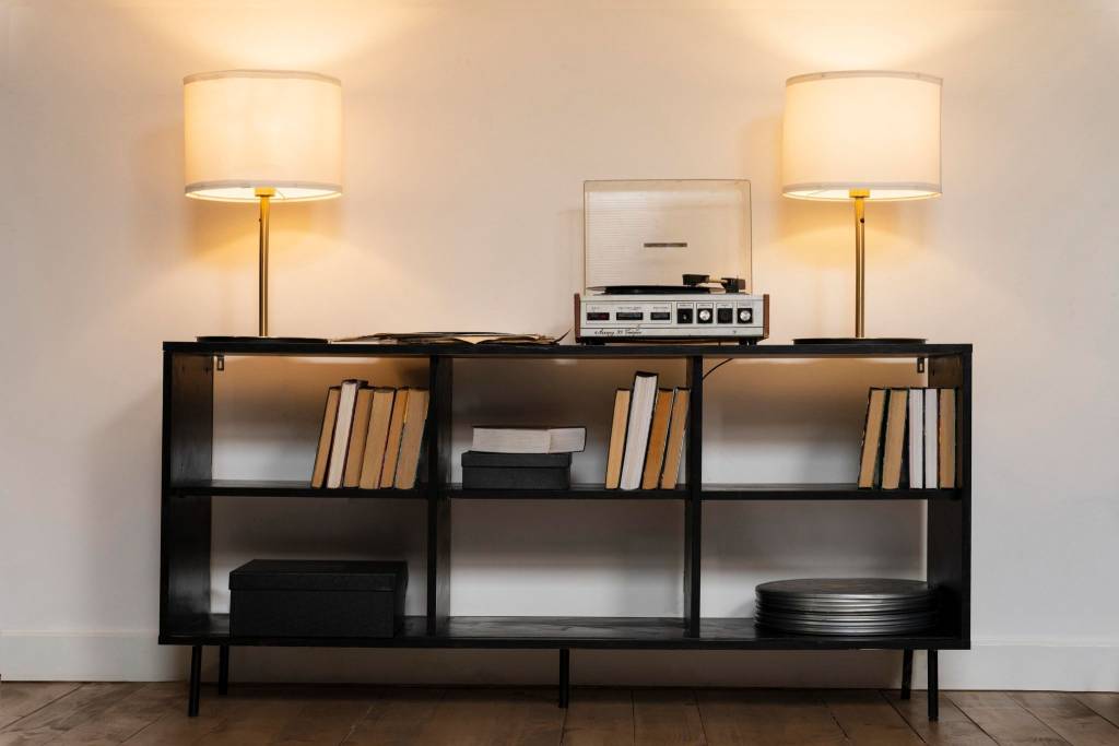 Open shelving furniture design