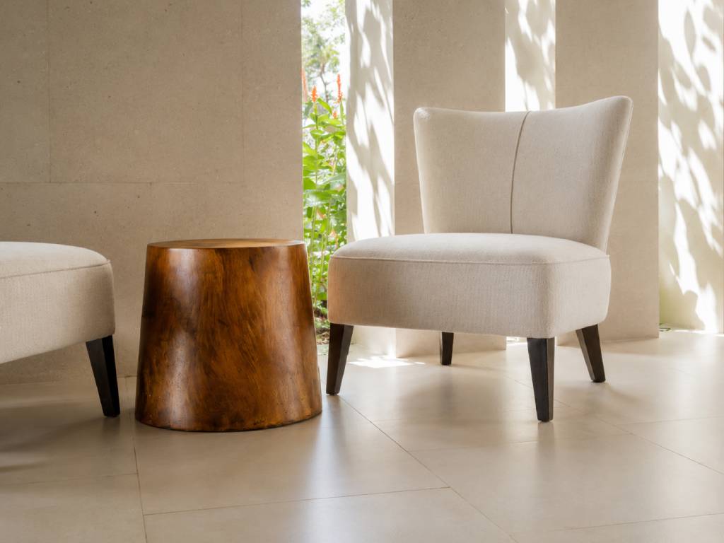 Minimal Tropical Interior Styling